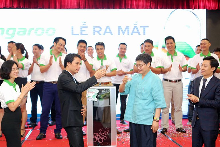 Kangaroo hydrogen water purifier opened up the first healthy water era in Viet Nam