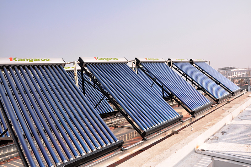 Dàn năng lượng mặt trời lắp đặt trên tòa A của dự án 