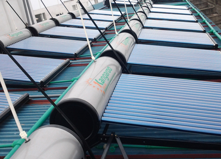 Kangaroo & EVN trợ giá cho máy nước nóng năng lượng mặt trời KK