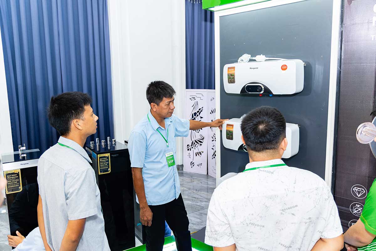 Kangaroo ra mắt Bình nước nóng 2025 cùng thiết bị nhà bếp tại các khu vực toàn miền Bắc Kangaroo ra mắt Bình nước nóng 2025 cùng thiết bị nhà bếp tại các khu vực toàn miền Bắc