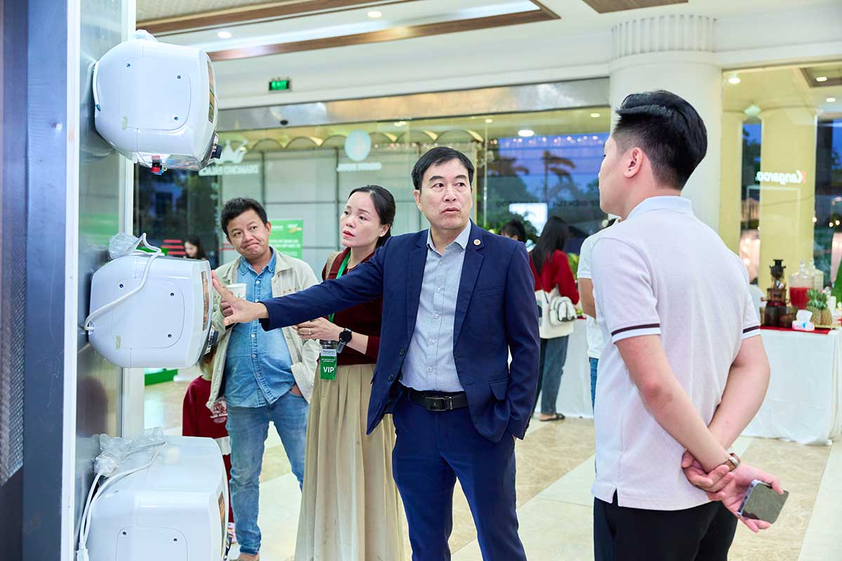 Kangaroo ra mắt Bình nước nóng 2025 cùng thiết bị nhà bếp tại các khu vực toàn miền Bắc Kangaroo ra mắt Bình nước nóng 2025 cùng thiết bị nhà bếp tại các khu vực toàn miền Bắc